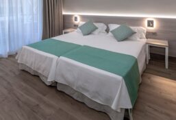 4R Casablanca Playa Hotell Costa Dorada